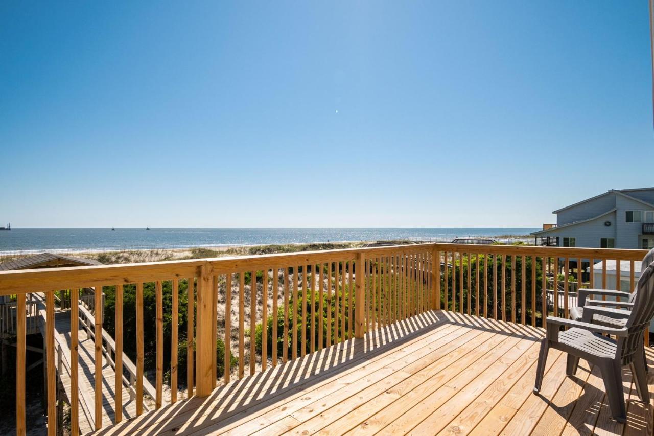 Katie Lou'S Place By Oak Island Accommodations Caswell Beach Kültér fotó